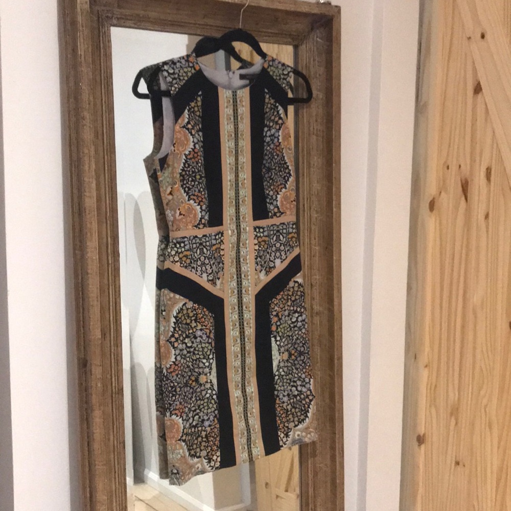 BCBG dress, hardly worn. Beautiful print.